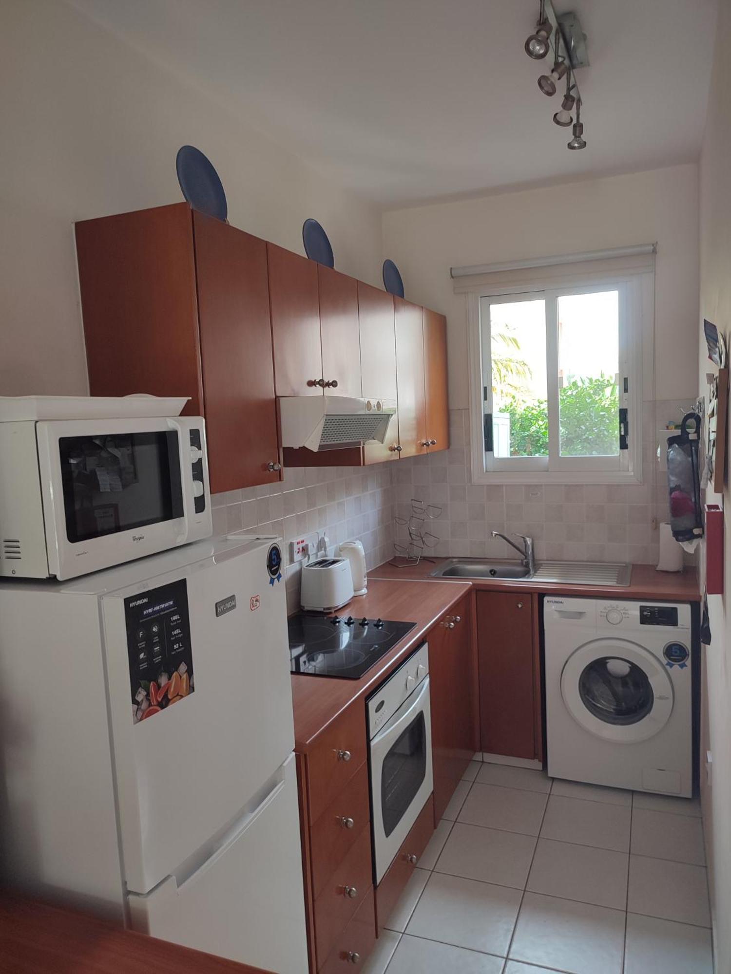 Aurora Townhouse - Complimentary Paphos Airport Transport Vila Exterior foto
